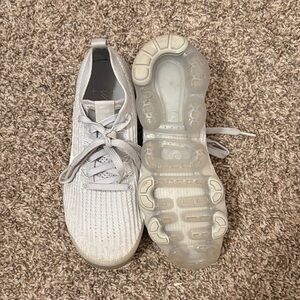Nike Women’s Gray Sneakers